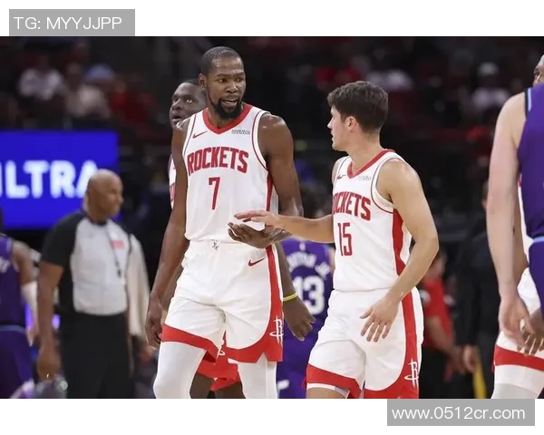 2003年火箭队与开拓者队激战回顾:经典对决与传奇球员的精彩表现