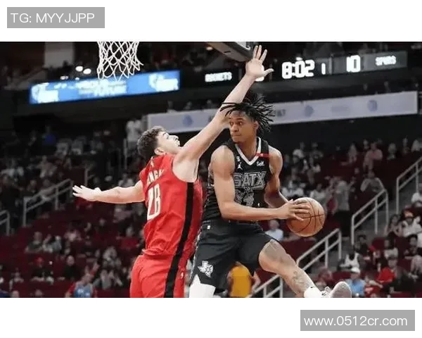 2004年NBA季后赛火箭对马刺的精彩对决及最终结果分析
