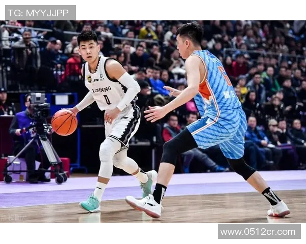 新疆与辽宁首场对决精彩纷呈球迷期待两队激烈碰撞的精彩时刻